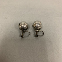 Load image into Gallery viewer, Vintage Sterling Sphere Screw Back Earrings (0.5&quot;)
