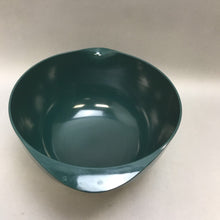 Load image into Gallery viewer, Rosti Hunter Green Mixing Bowl 3 Qt.
