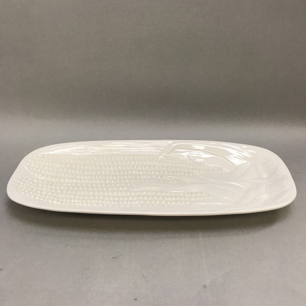 White Porcelain Corn Motif Platter (1x15x7)