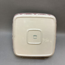 Load image into Gallery viewer, Johnson Brothers Old Britain Castles Square Baking Dish (2.5x10x10)
