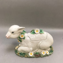 Load image into Gallery viewer, Vintage Meiselman Ceramic Lamb Soup Tureen (10&quot;)
