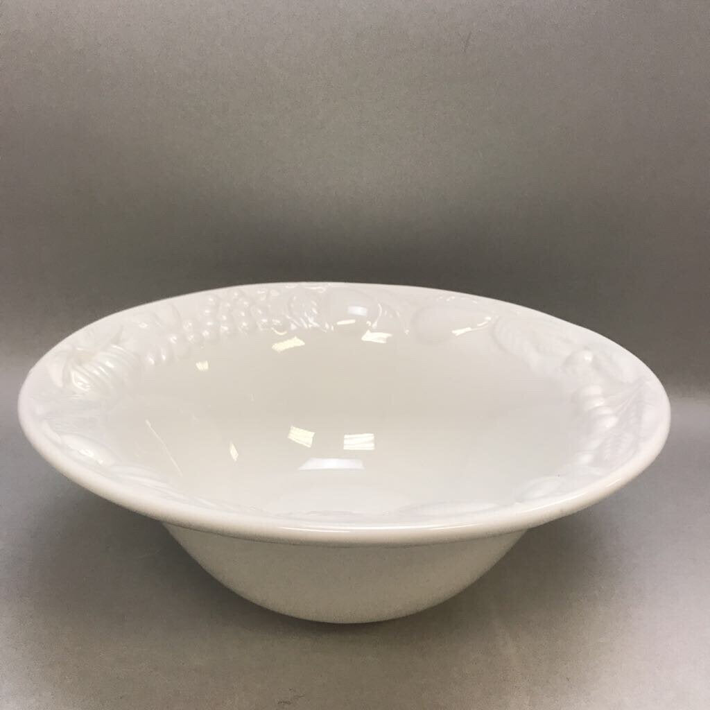 White Italian Bowl with Fruit Motif (4x12)