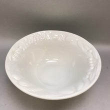 Load image into Gallery viewer, White Italian Bowl with Fruit Motif (4x12)
