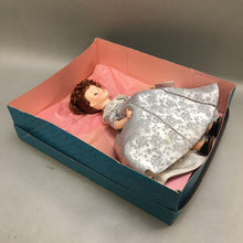 Load image into Gallery viewer, Madame Alexander First Lady Doll - Mary McElroy #1422 (~13&quot;)
