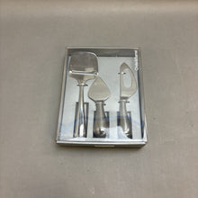 Load image into Gallery viewer, Crate &amp; Barrel Cheese Tools Set (9x7x1.5)
