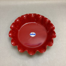 Load image into Gallery viewer, Emile Henry Pie Plate, Scalloped Ruffled-Edge Baking Dish (~10.25&quot;) (As-Is)
