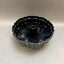 Load image into Gallery viewer, Nordic Ware Cathedral Bundt Pan (5x9)
