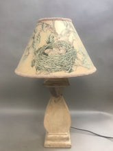 Load image into Gallery viewer, Wood Lamp With Mother Bird with Babies in Nest Shade (26)
