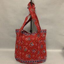 Load image into Gallery viewer, Vera Bradley Red Paisley Quilted Tote Bag Purse (12x12x3&quot;)
