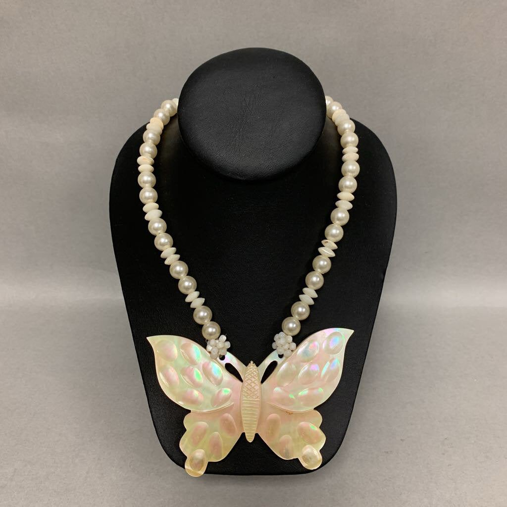 Vintage Carved Large Mother of Pearl Butterfly Faux Pearl Beaded Necklace (24