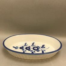 Load image into Gallery viewer, Vintage Viana Do Catelo Hand Painted Ceramic Baking Dish (2x13x9)
