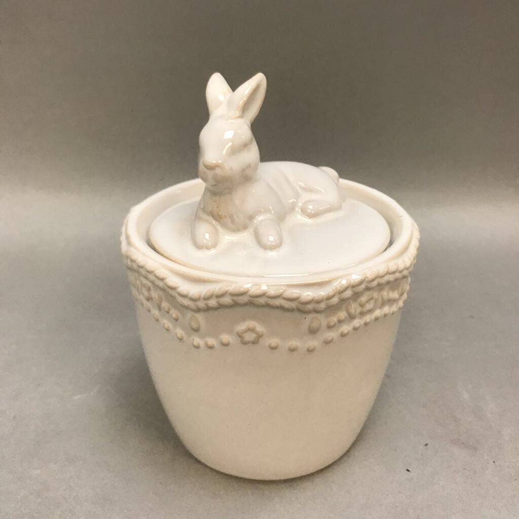 White Lidded Pot Rabbit (6