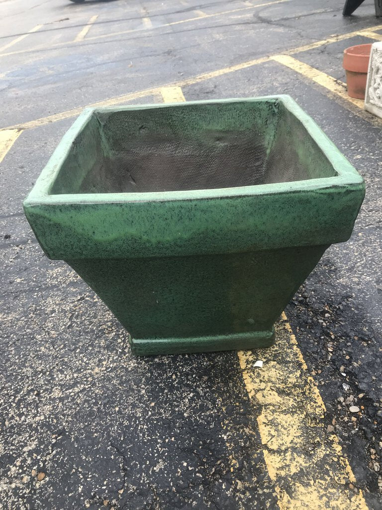 Square Green Planter (14x17x17)