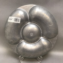 Load image into Gallery viewer, Wilton Armetale Pewter Chip &amp; Dip Bowl (13.5&quot;)
