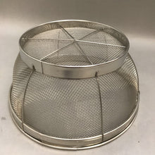 Load image into Gallery viewer, William Sonoma Strainer Basket (8 Cup)
