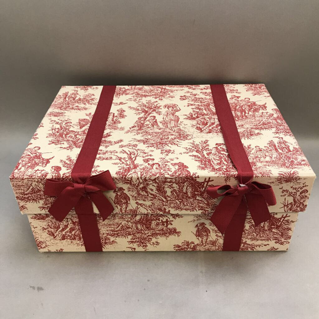 Cloth Storage Box (~6x15x11)