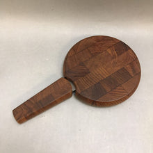 Load image into Gallery viewer, Dansk Cheese Board w/ Knife (8.5&quot;)
