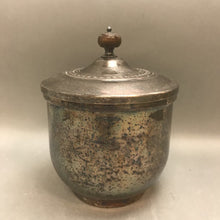 Load image into Gallery viewer, Kirk Stieff Silverplate Ice Bucket (9x7x7)
