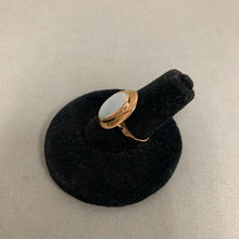 Load image into Gallery viewer, 14K Rose Gold Opal Ring sz 5.5 (3.1g)
