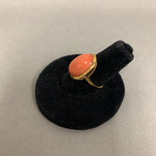 Load image into Gallery viewer, 14K Gold Coral Ring sz 5.5 (4.0g)
