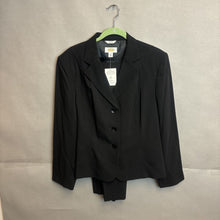 Load image into Gallery viewer, 2pc Set Talbots Black Italian Luxe Pant Suit Set Size 20/20
