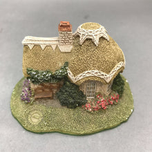 Load image into Gallery viewer, Lakeland Studios Resin Cottage House (3&quot;)
