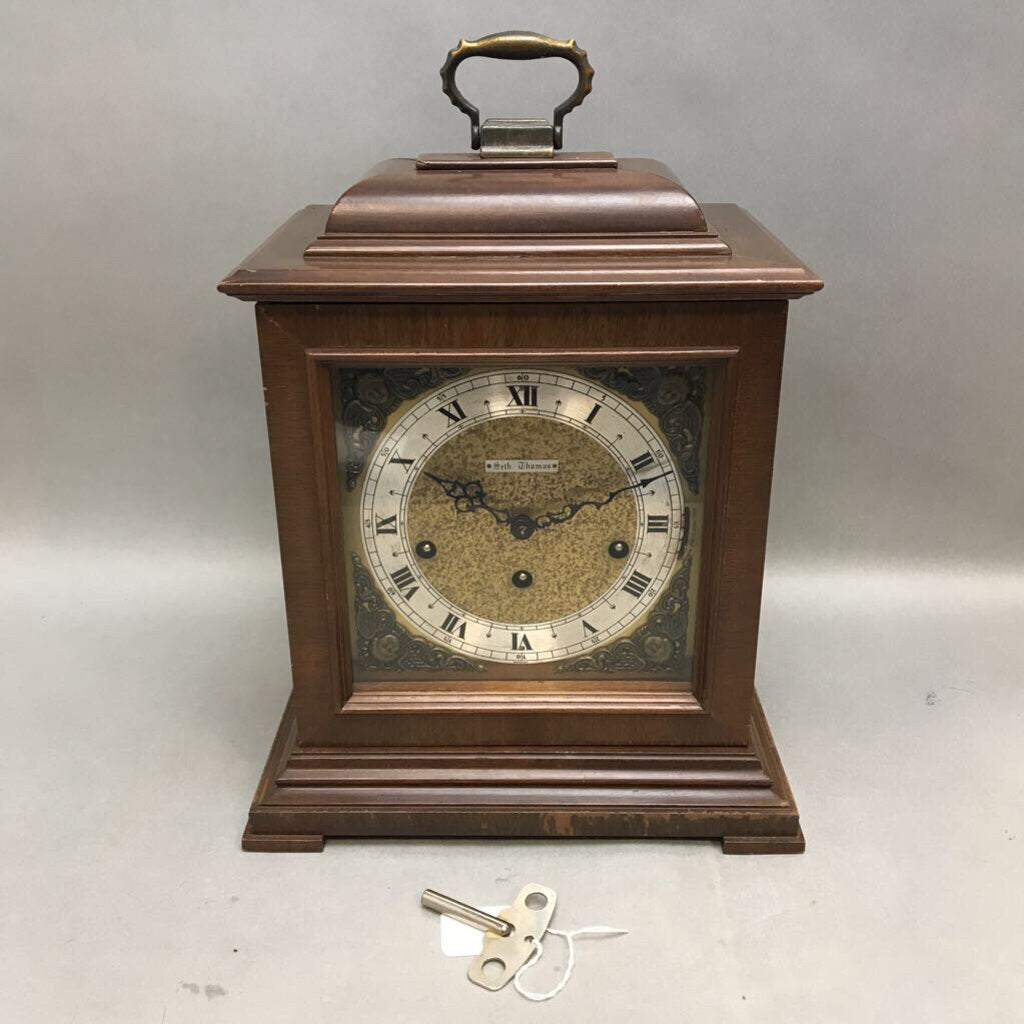 Seth Thomas Mantle Clock (15x11x8)