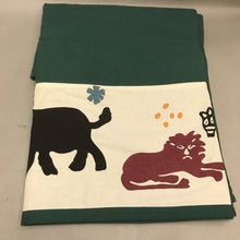 Load image into Gallery viewer, Noah&#39;s Ark Quilt Trim Table Cloth (60&quot; x 60&quot;)
