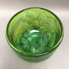 Load image into Gallery viewer, Blown Art Glass Bowl Vase Green (4.5&quot;)
