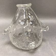 Load image into Gallery viewer, Blown Art Glass Vase (4.5&quot;)
