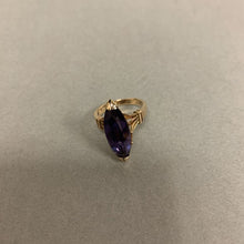 Load image into Gallery viewer, 14K Gold Alexandrite Ring sz 5.5 (5.2g)
