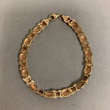 Load image into Gallery viewer, 10K Gold XO Link 7&quot; Bracelet (4.1g)
