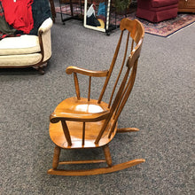 Load image into Gallery viewer, Rocking Chair (24x41x22)
