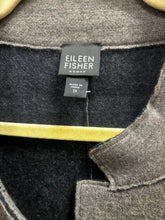 Load image into Gallery viewer, Eileen Fisher Merino Wool Taupe Sweater Jacket Size 1X
