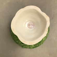 Load image into Gallery viewer, Vietri Green Cabbage Leaf Pedestal Dish / Compote (3.5x6x6)
