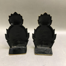 Load image into Gallery viewer, Newport Brass Pineapple Bookends Pair (~6.5&quot;)
