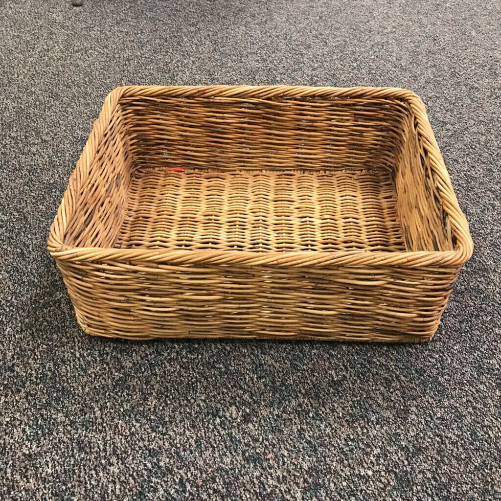 Basket (8x24x19)