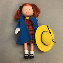 Load image into Gallery viewer, 1997 Madeline Doll Figure w Hat Madeline (8&quot;)
