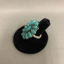 Load image into Gallery viewer, Mooncalf Handmade Faux Turquoise Cluster Silvertone Stretch Ring
