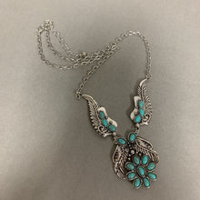Load image into Gallery viewer, Mooncalf Handmade Faux Turquoise Feather Blossom Necklace (21&quot;)
