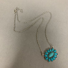 Load image into Gallery viewer, Mooncalf Handmade Faux Turquoise Blossom Cluster Silvertone Necklace (21&quot;)
