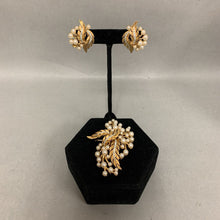 Load image into Gallery viewer, Vintage Crown Trifari Goldtone Faux Pearl Rhinestone Brooch Pin &amp; Clip Earrings Set
