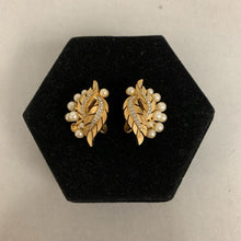 Load image into Gallery viewer, Vintage Crown Trifari Goldtone Faux Pearl Rhinestone Brooch Pin &amp; Clip Earrings Set
