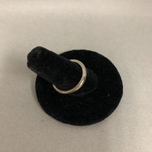 Load image into Gallery viewer, Sterling Rounded Band Ring sz 6.5
