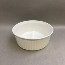 Load image into Gallery viewer, 2.5L Corning Ware Baking Dish
