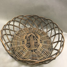 Load image into Gallery viewer, Woven Wicker Basket (7x23x19)
