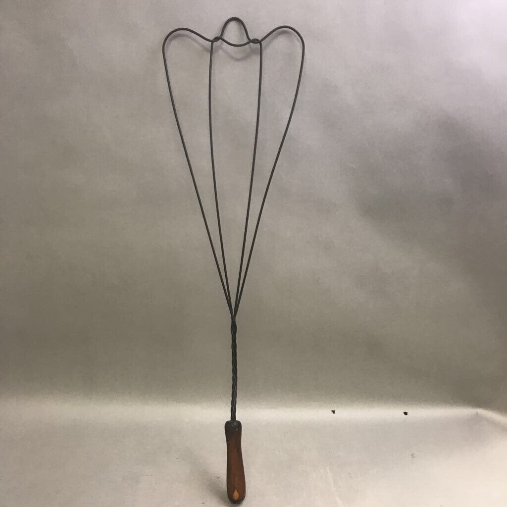 Vintage Rug Beater (30