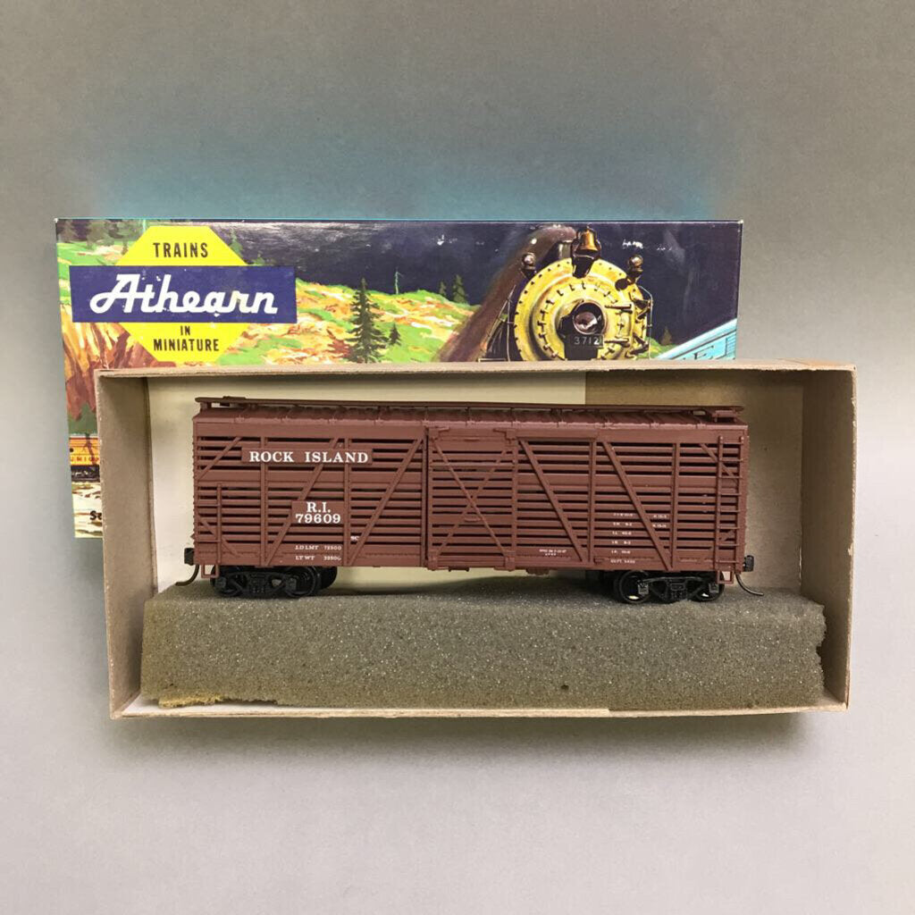 Athearn HO-Scale Train Car - Stock Car; Rock Island #1772