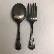 Load image into Gallery viewer, Wm-Rogers &amp; Son Silverplate Child&#39;s Fork &amp; Spoon Set (4&quot;)
