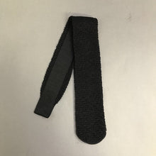 Load image into Gallery viewer, Vintage Skinny Knit Tie (31.5x2)
